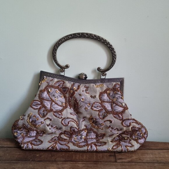 Beaded clutch - Picture 1 of 5